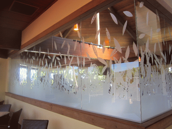 Maatwerk gematteerde folie voor restaurant, maatwerk raamfolie