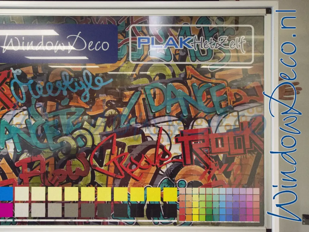 One-way vision raamfolie, voorbeeld, sample, gedeeltelijke privacy, WindowDeco