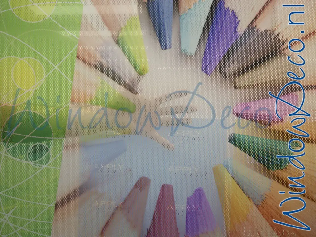 Grote two-way vision raamfolie, geperforeerde raamfolie, doorkijkbaar, gedeeltelijke privacy, sample, close-up